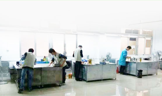 自有實驗室、研發團隊
